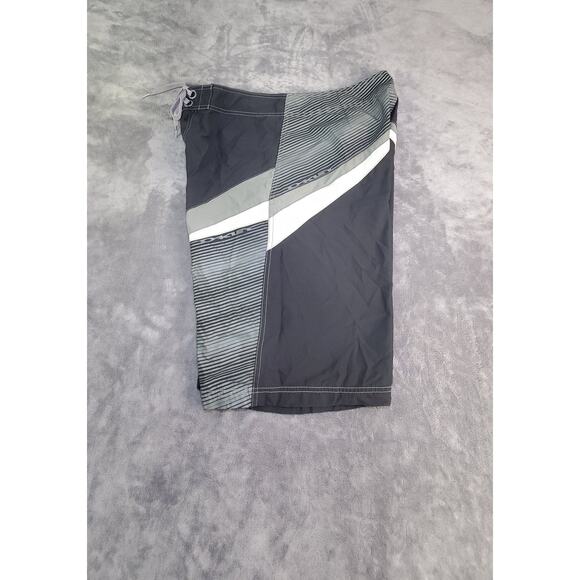 Oakley Size 36 Black Gray Board Shorts Surf Swim Trunks Men's Summer C26-31 - Picture 6 of 8